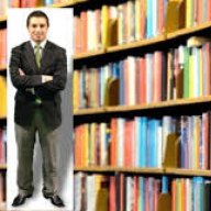 KÜTÜPHANECİ